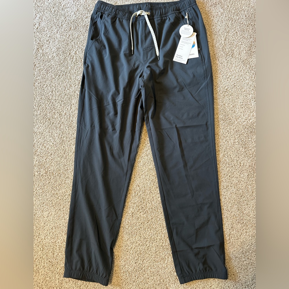 Vuori Kore Jogger size medium